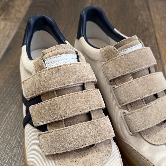 Veronica Beard Women’s Reagan Sand/Eclipse Sneaker—10 - Picture 8 of 15